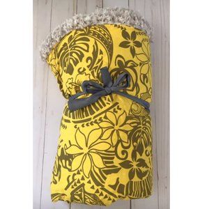 Handmade Polynesian Print Throw Blanket Yellow